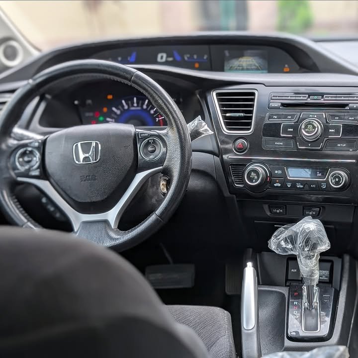 r9_cars__-20251222-0013.jpg