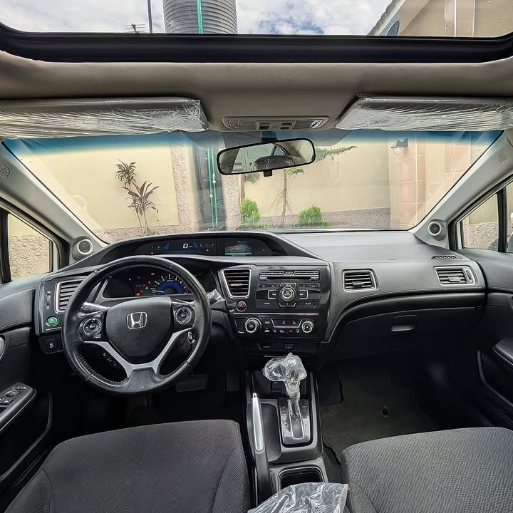 r9_cars__-20251222-0014.jpg