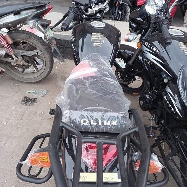 vickenson_motorcycle-20251206-0003.jpg