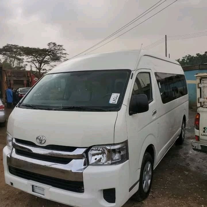 youngautos_intl-20251217-0001.jpg